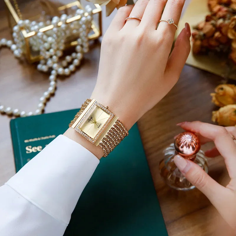 Women Square Bracelet Golden Watches - Empire P.E