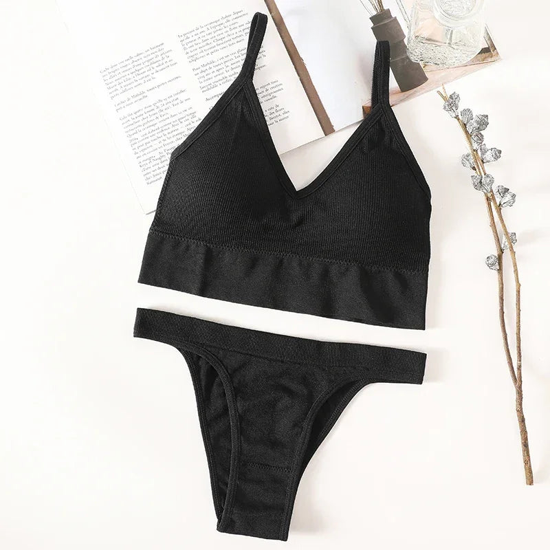Women Seamless Bra Set Low Rise Brazilian Panties - Empire P.E
