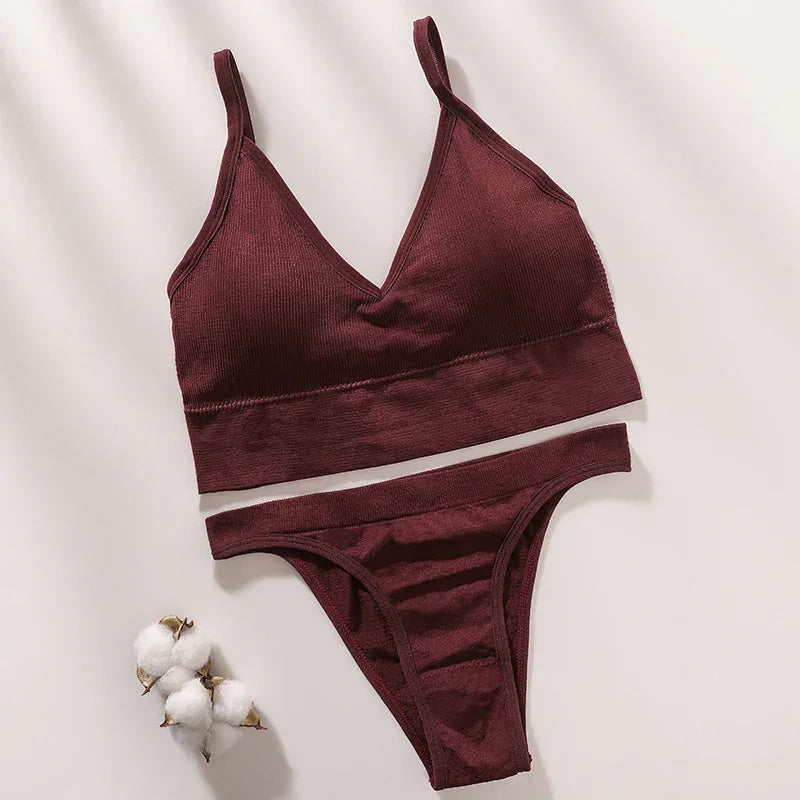 Women Seamless Bra Set Low Rise Brazilian Panties - Empire P.E