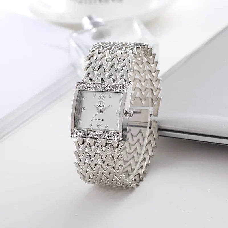 Women's Fashion Quartz Watches - Empire P.E