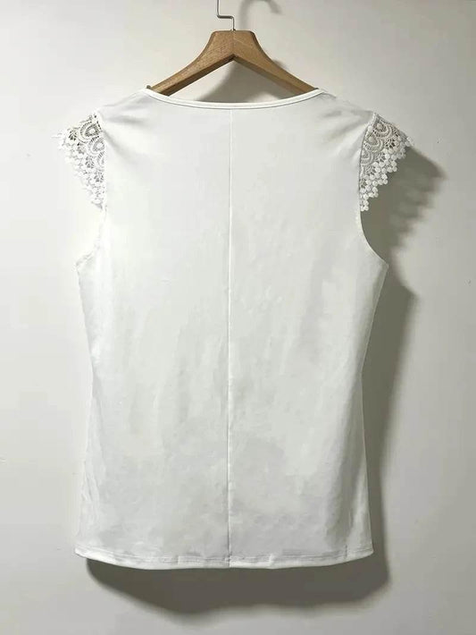 2025 Plus Size Lace Stitching Casual Scallop Trim V Neck Short Sleeve Plus Size  - Empire P.E