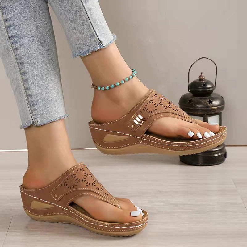 Clip Toe Wedge Heel Sandals for Women Summer Pu Leather Platform Platform Flip Flops Ladies Lightweight Diabetic Walking Sandals - Empire P.E