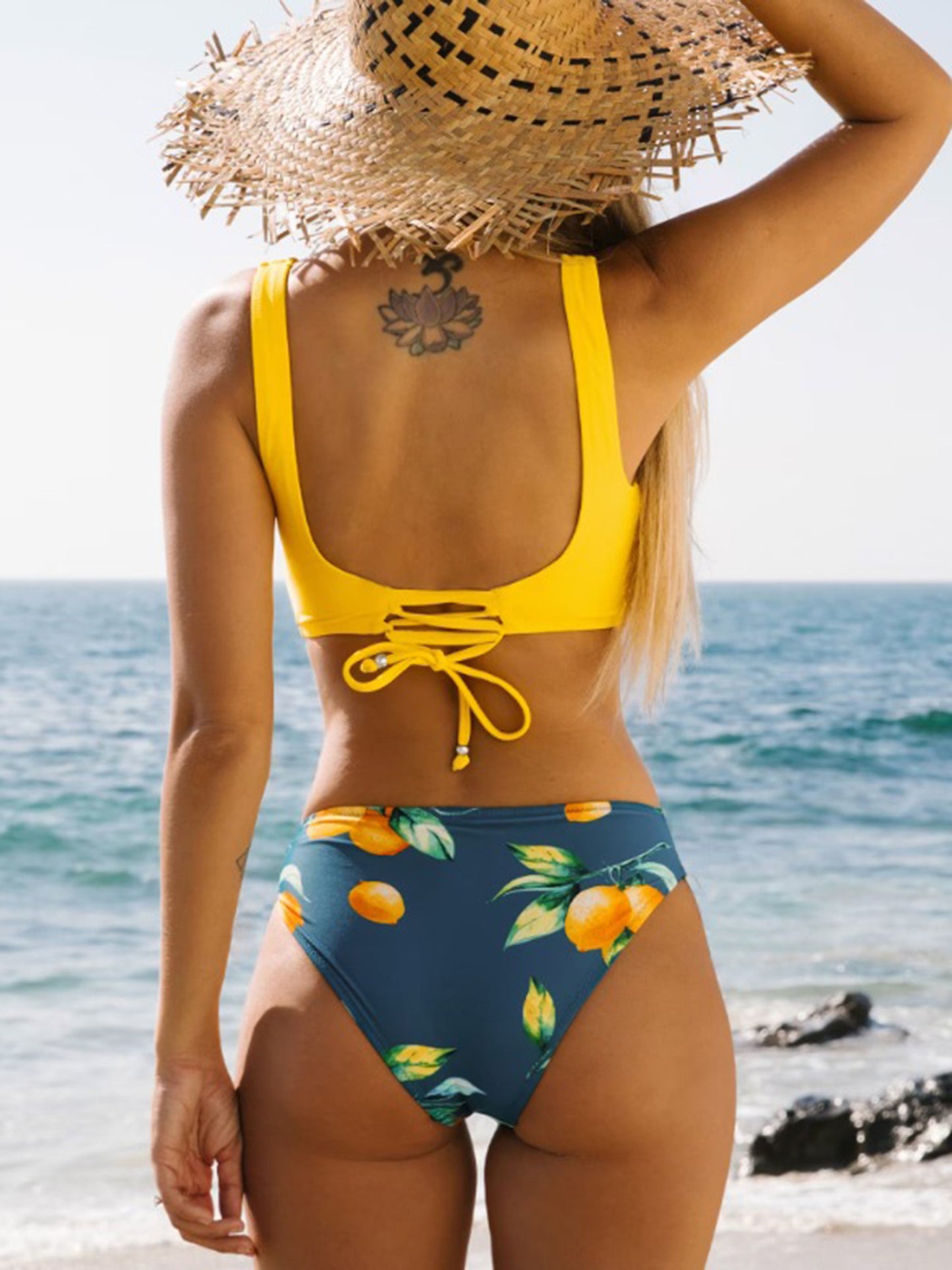 2pcs Women's Floral Lemon Print Bikini Set