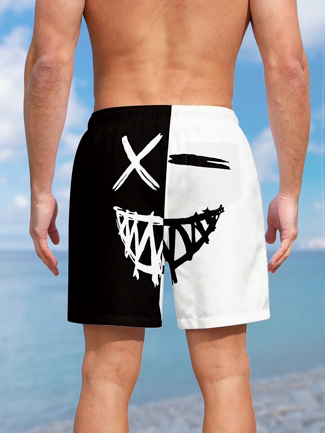 Men's Color Matching Smiling Face Graphic Print Shorts