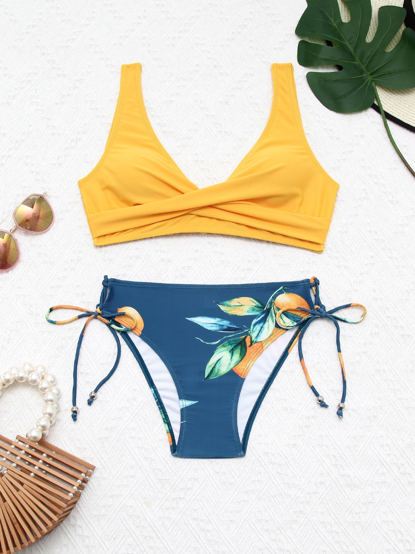 2pcs Women's Floral Lemon Print Bikini Set