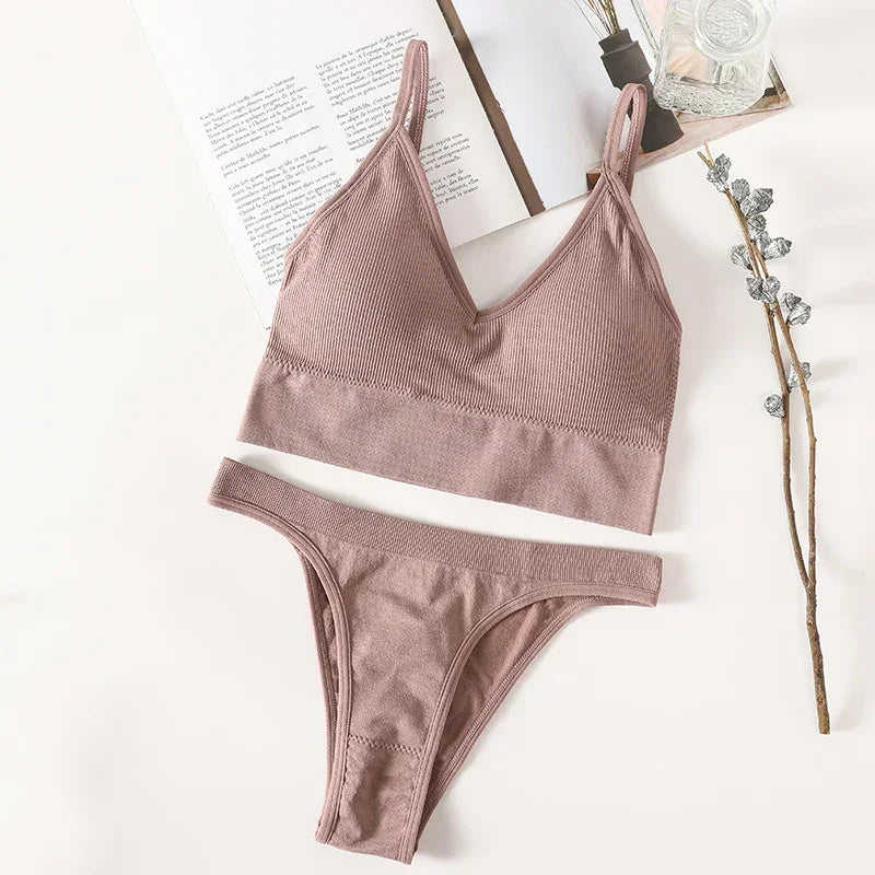 Women Seamless Bra Set Low Rise Brazilian Panties - Empire P.E