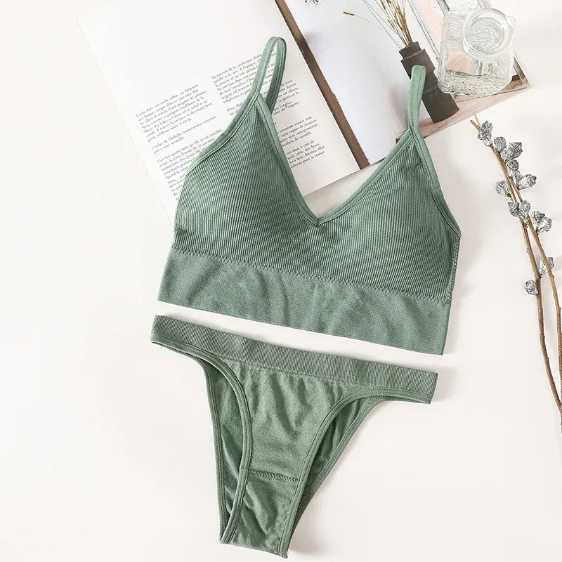 Women Seamless Bra Set Low Rise Brazilian Panties - Empire P.E