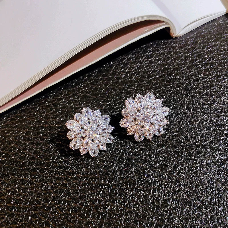 Silver Needle Snowflake Ear Stud - Empire P.E