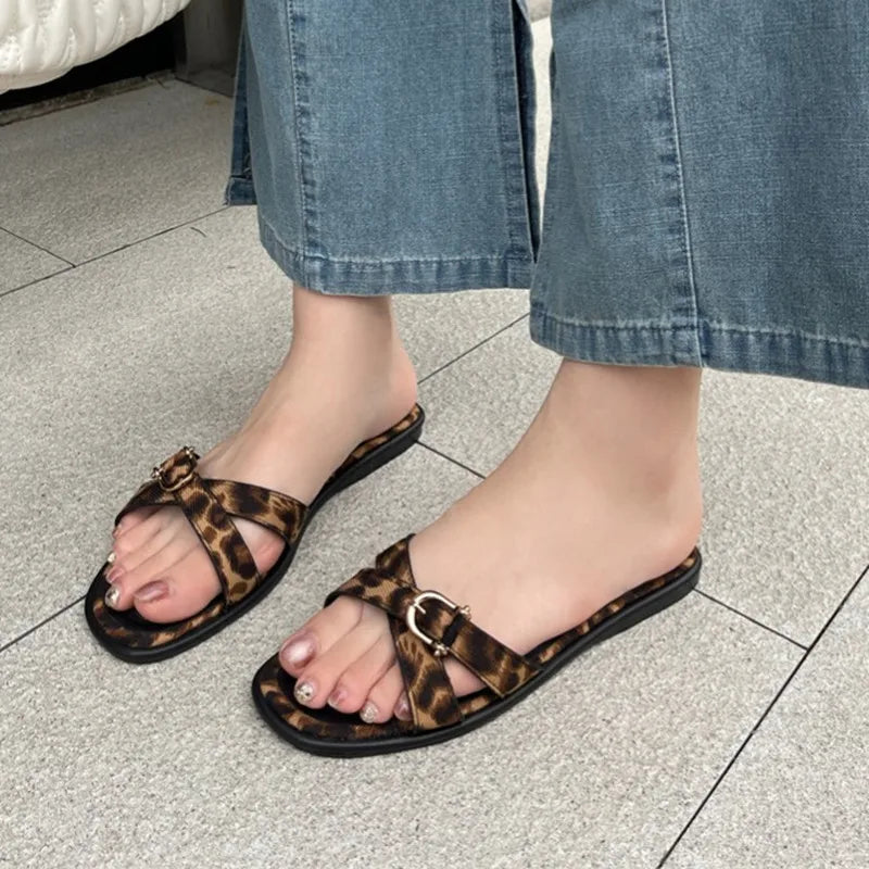 New Women Fashion Leopard Print Flip Flops