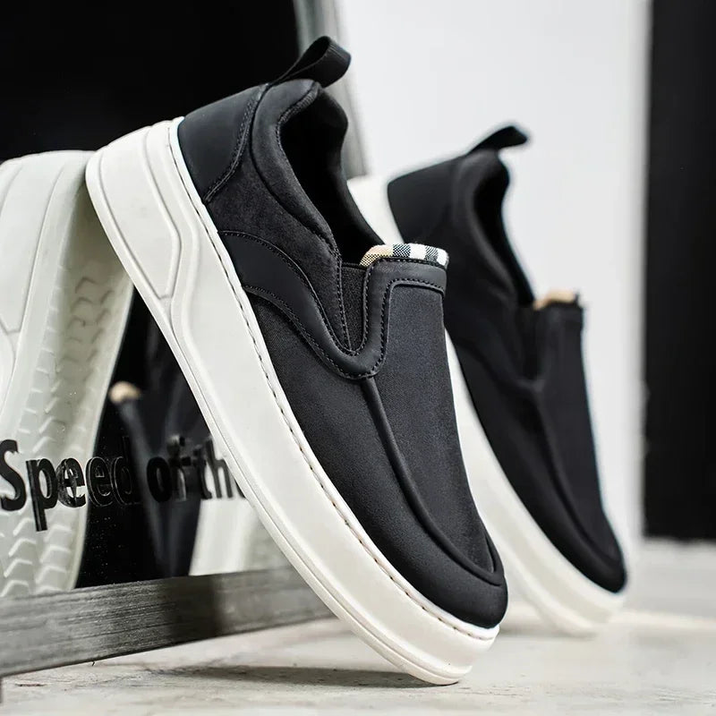 Fashionable Casual Flat-heeled Men's Shoes - Empire P.E