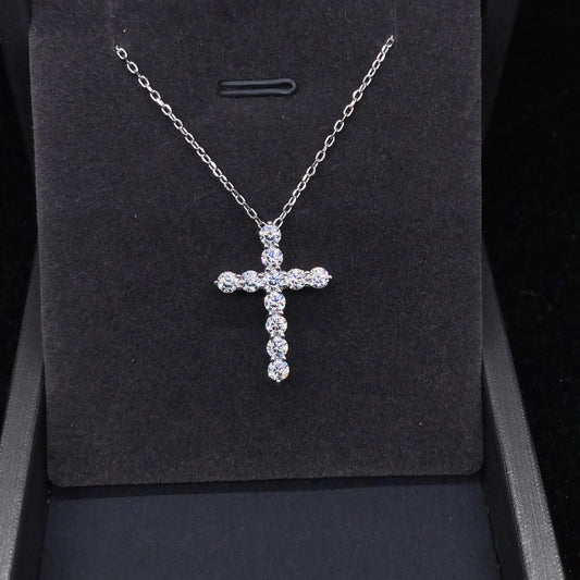 18K AU750 White Gold Cross Pendant D VVS1 Round Cut Moissanite Diamond - Empire P.E