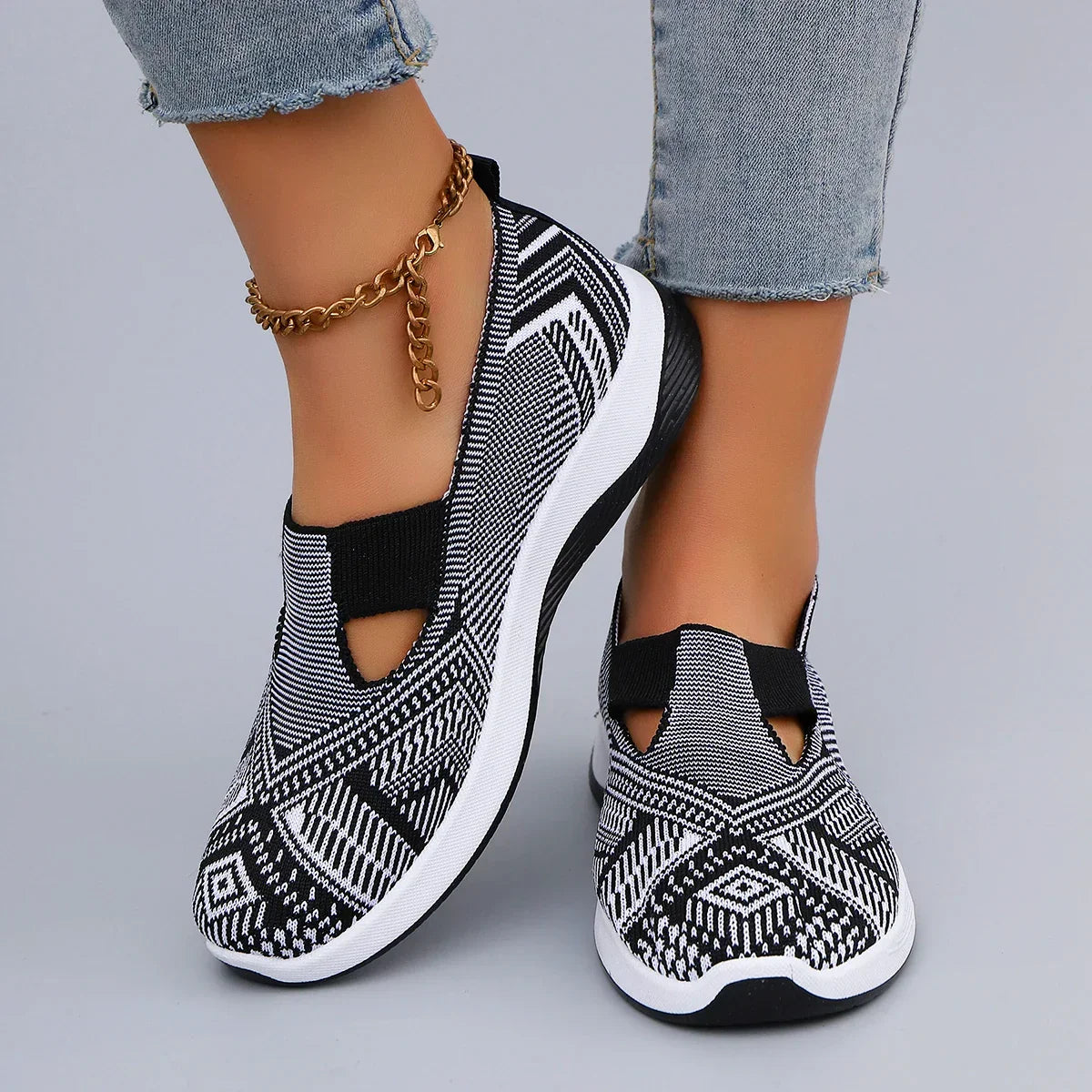 Women's summer breathable mesh flat shoes