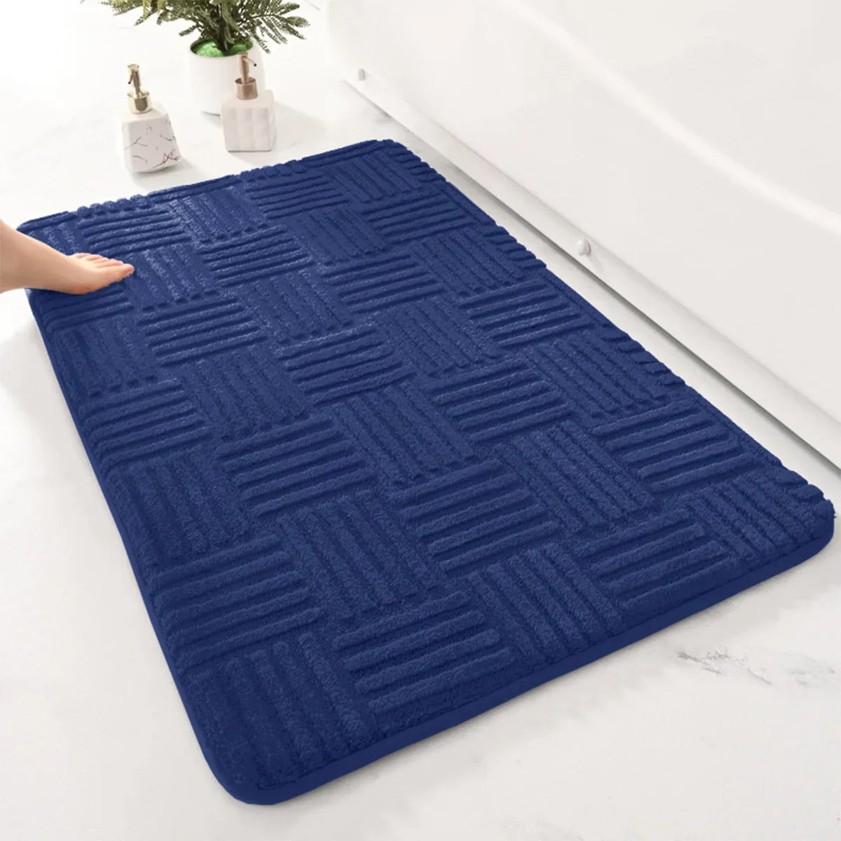 Simple bathroom absorbent floor mat