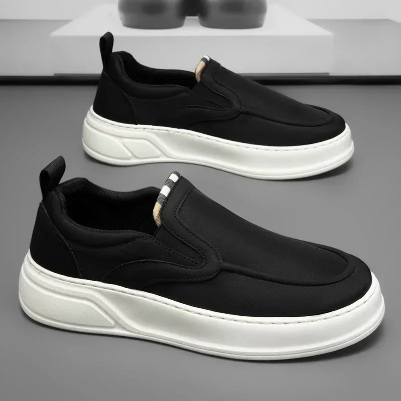Fashionable Casual Flat-heeled Men's Shoes - Empire P.E