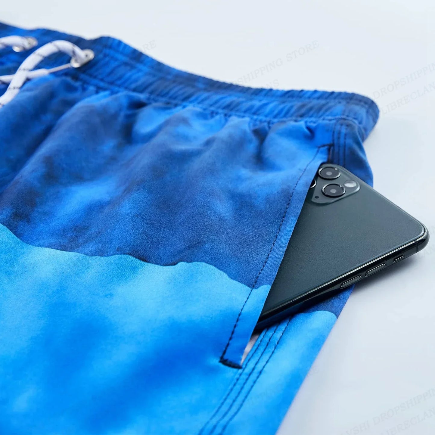 Men's 3D Print Graffiti Art Pattern Beach Shorts