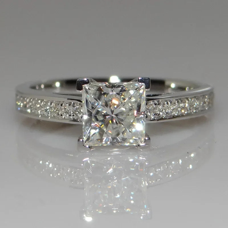 925 Sterling silver Moissanite - Empire P.E