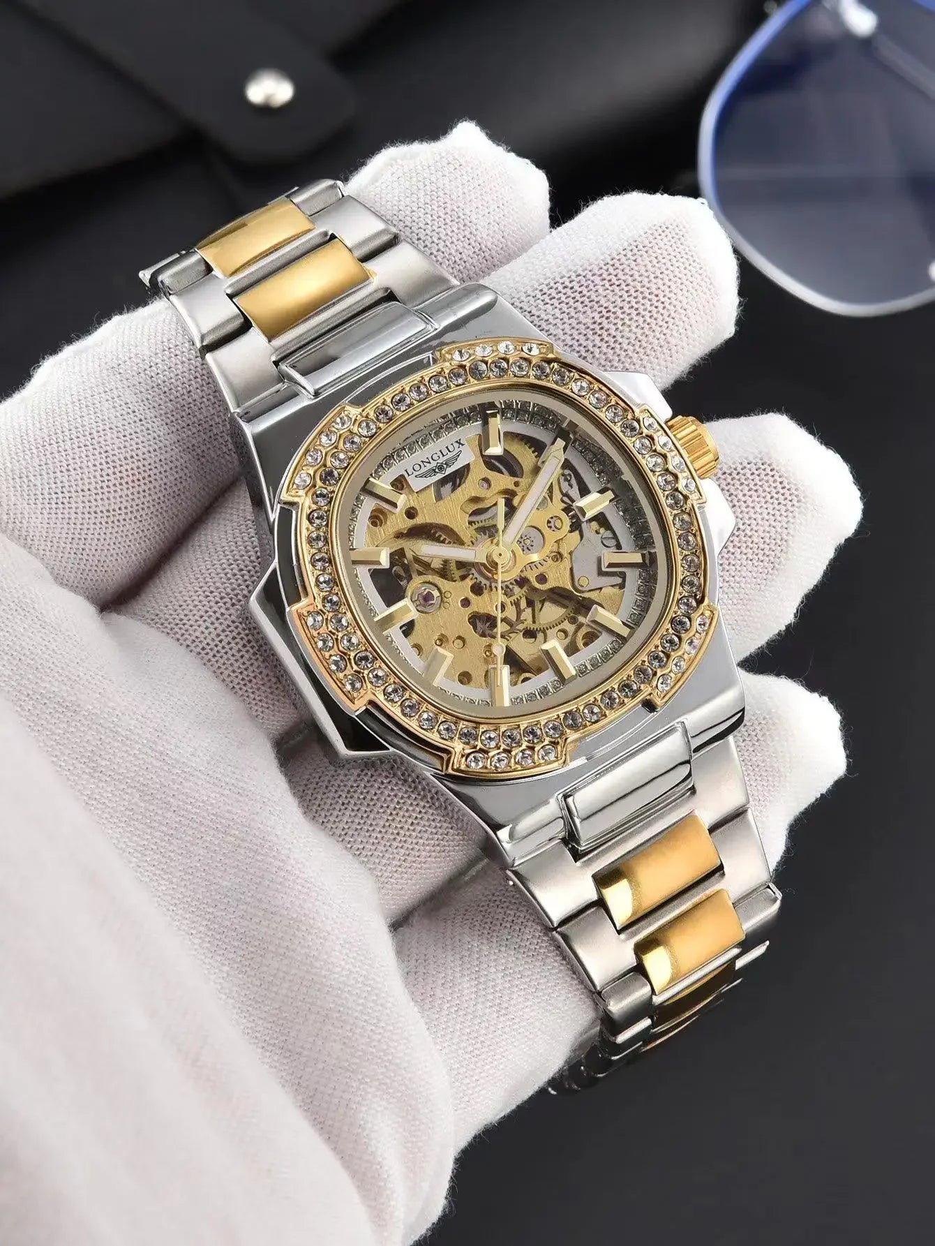 Men's luxury stainless steel watch