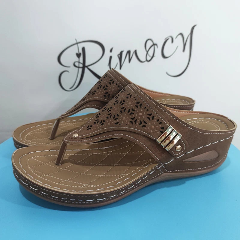 Clip Toe Wedge Heel Sandals for Women Summer Pu Leather Platform Platform Flip Flops Ladies Lightweight Diabetic Walking Sandals - Empire P.E