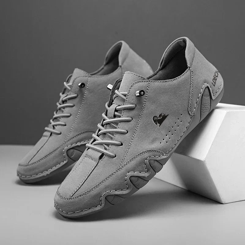Men's Shoes Retro Fashion Breathable Wear-resistant - Empire P.E