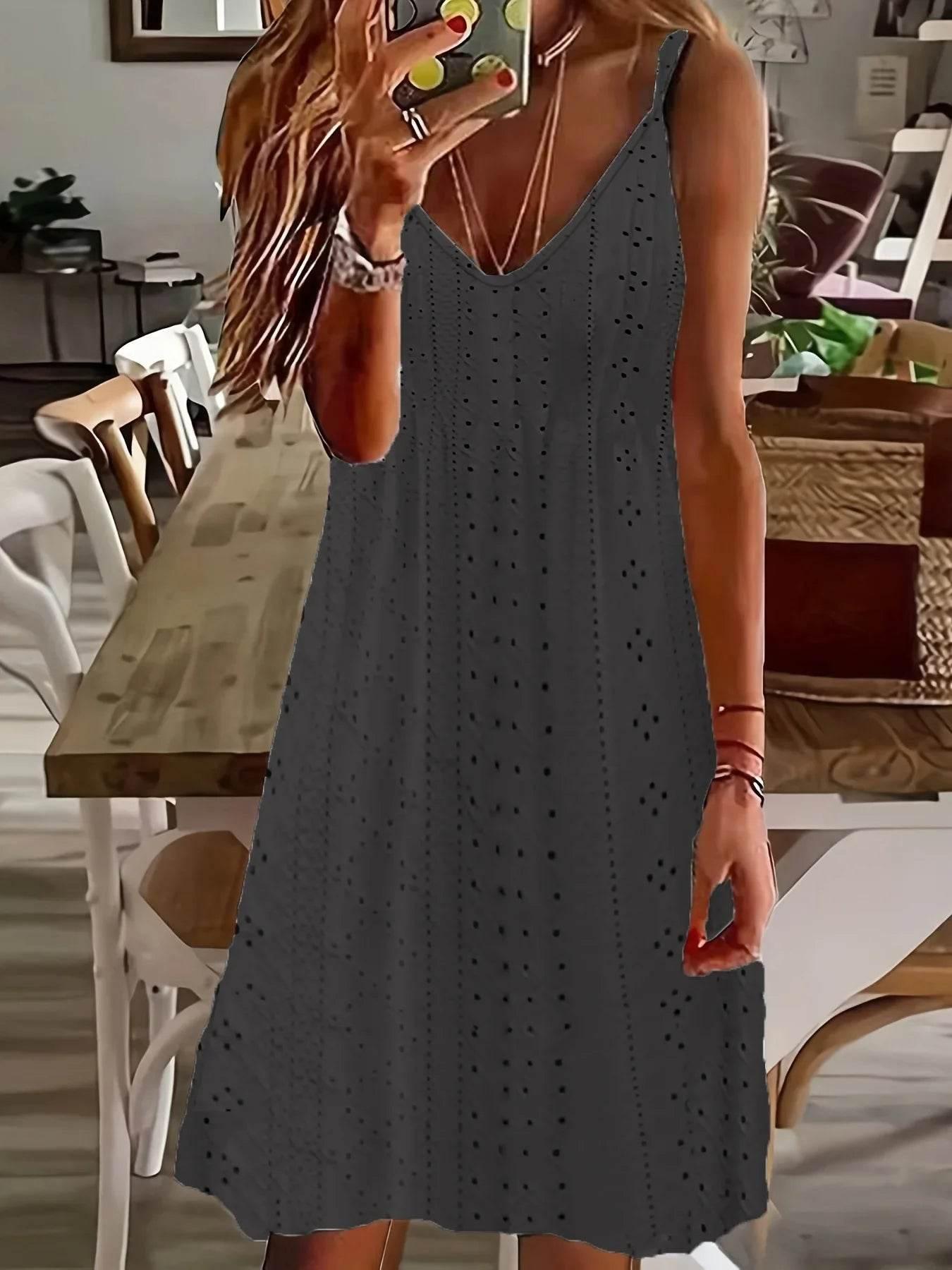 2024 Europe and the United States Plus Size Women's Summer New Cutout Jacquard V-Neck Strap Solid Color Dress - Empire P.E