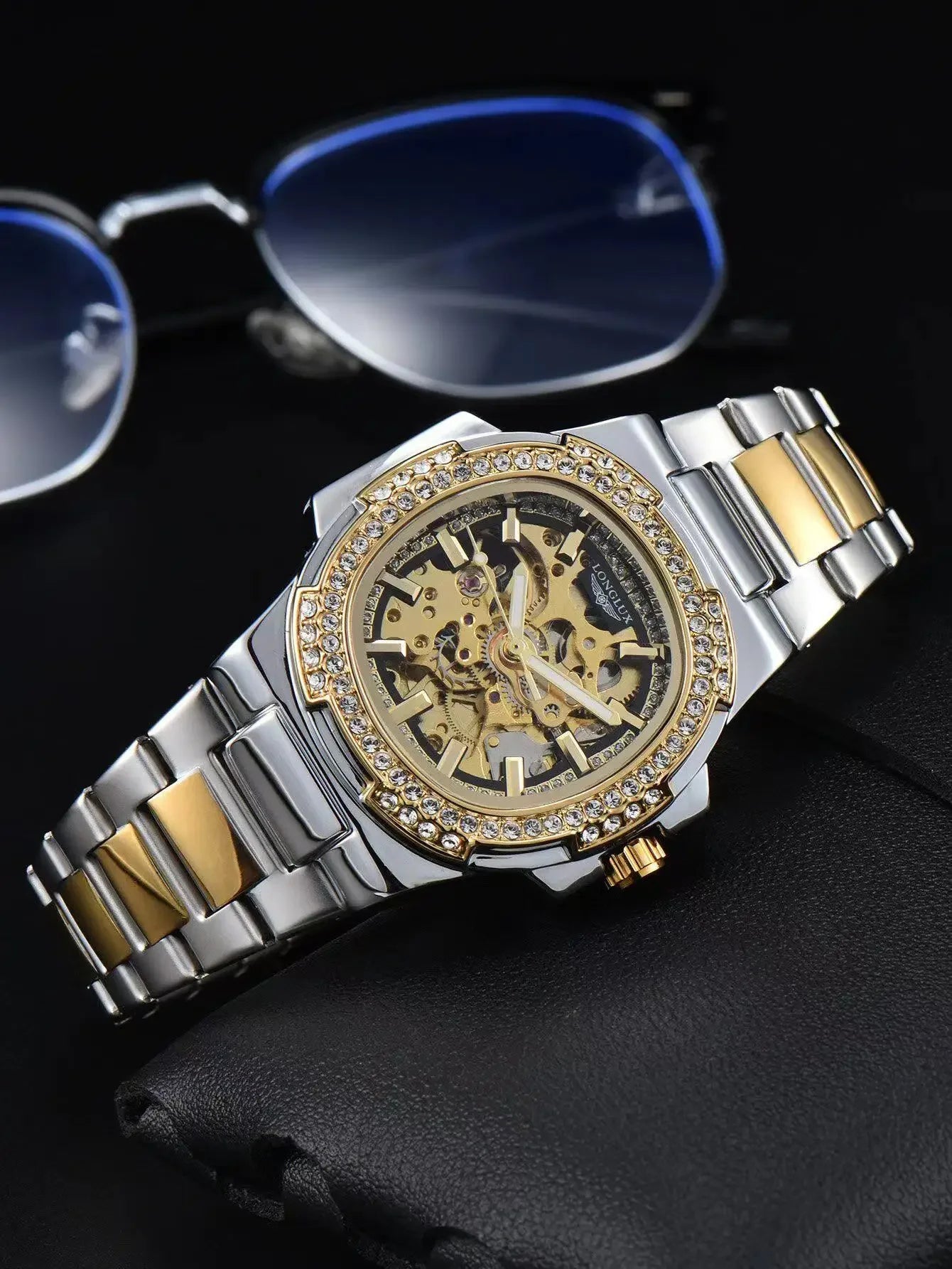 Men's luxury stainless steel watch