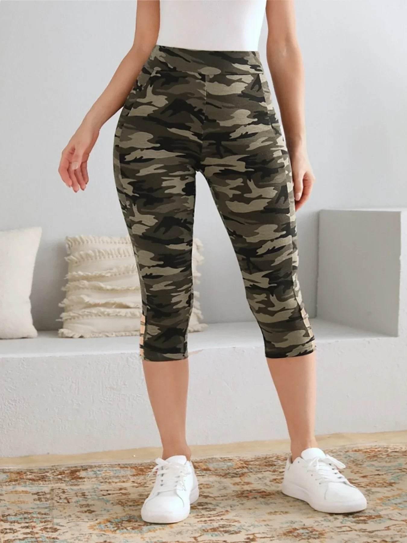 Plus Size Women's Camo Capri Leggings with Side Stripe Cutouts Stylish High Elasticity Knit Sporty Fashionable Casual Pants - Empire P.E