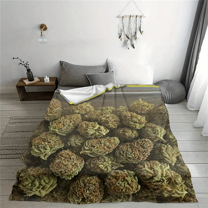 1PC Weed Plant-themed Digital Printed Flannel Blanket - 100% Polyester Fiber