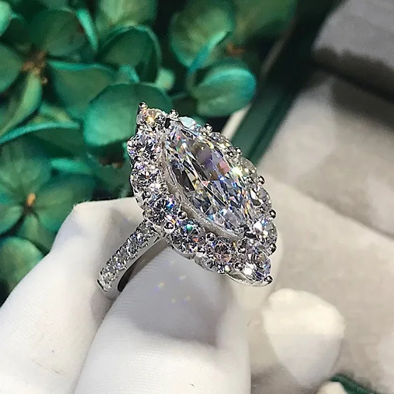 925 Sterling silver Moissanite - Empire P.E