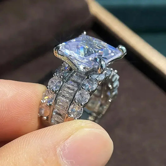 2025 New Light Luxury Style High-end Ring Exaggerated Shiny - Empire P.E