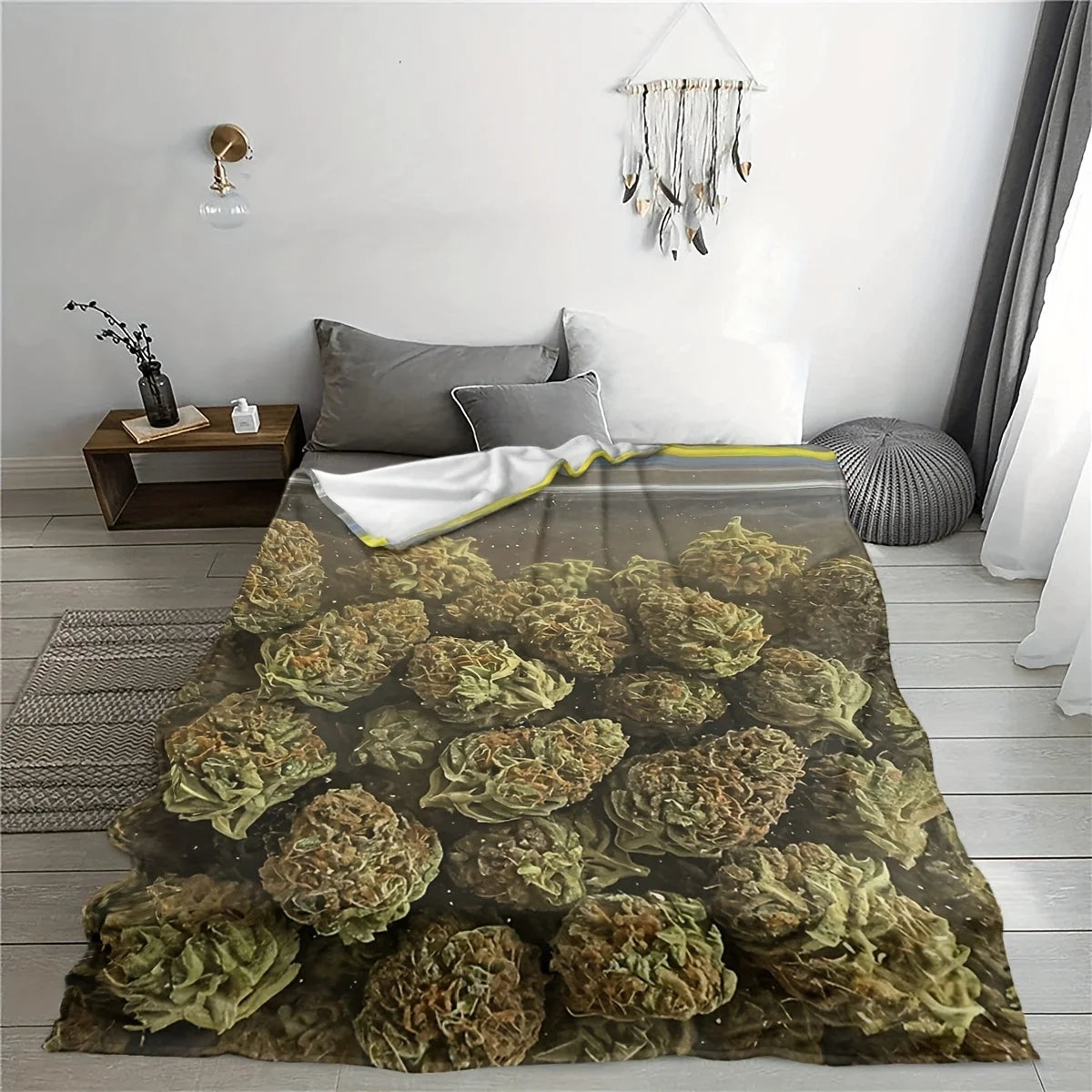 1PC Weed Plant-themed Digital Printed Flannel Blanket - 100% Polyester Fiber