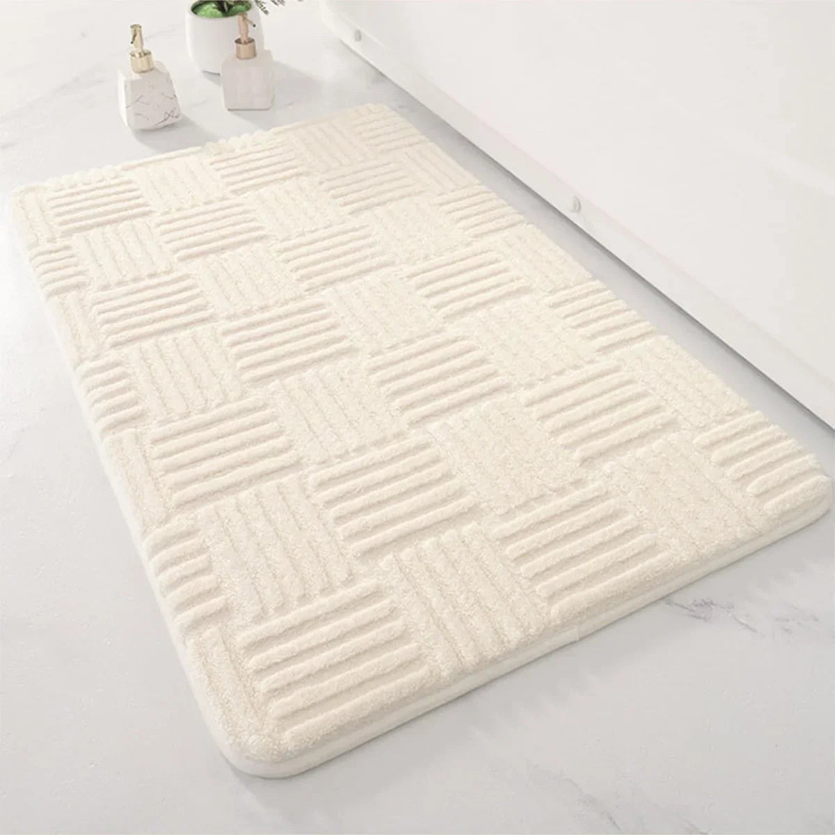 Simple bathroom absorbent floor mat