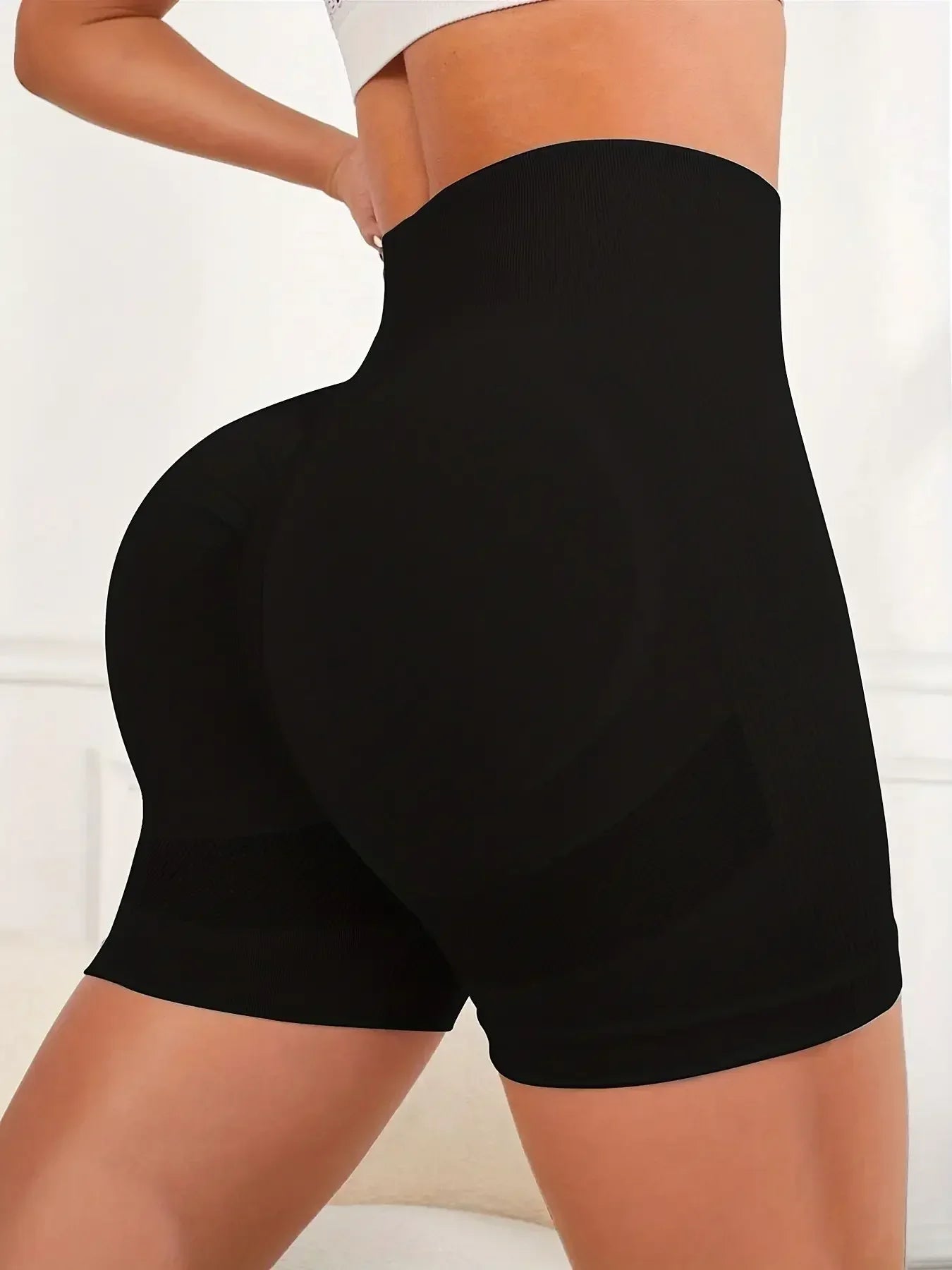 3-piece set of women's yoga wear high waist and high hips solid color casual sports shorts