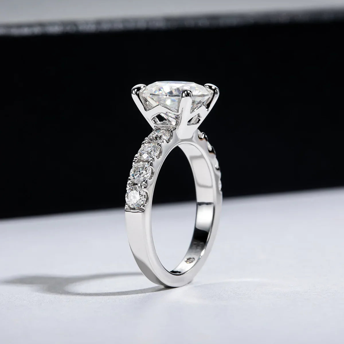 3.5 Carat Moissanite Diamond Engagement Ring S925 Silver Round - Empire P.E