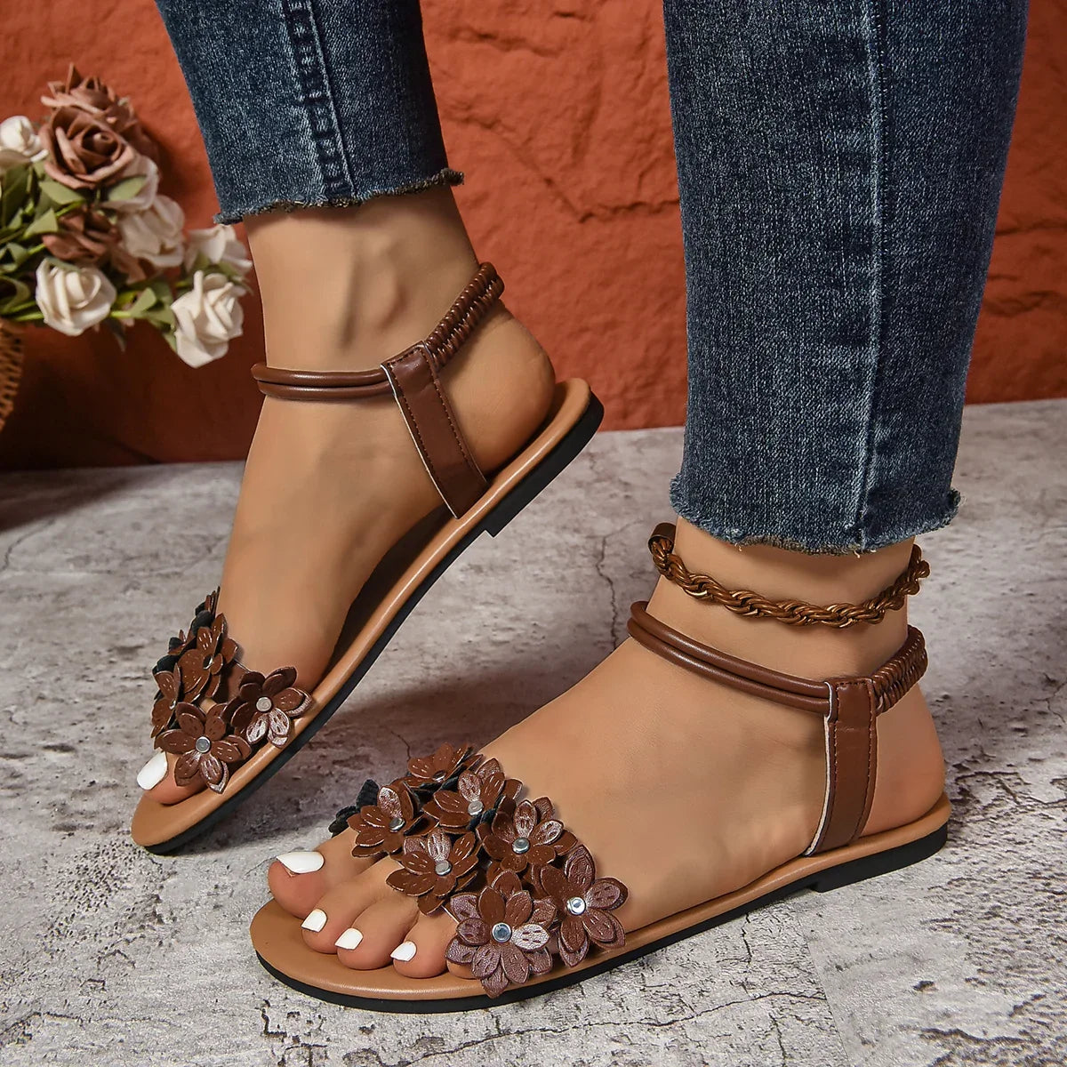 Flower Decoration Flat Sandals - Empire P.E