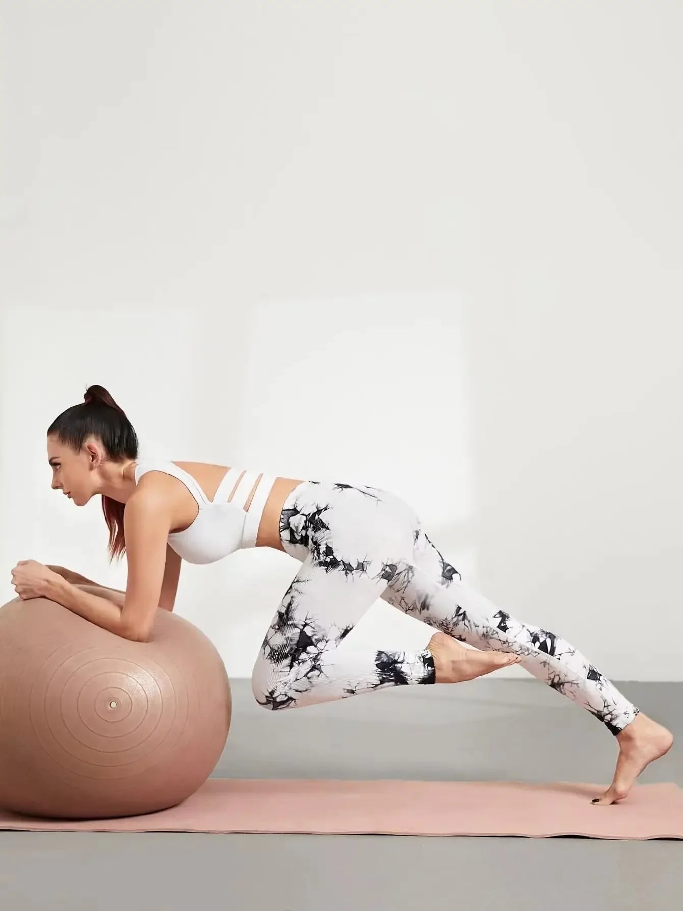 Hip Lifting Seamless Fitness Gym Leggings - Empire P.E
