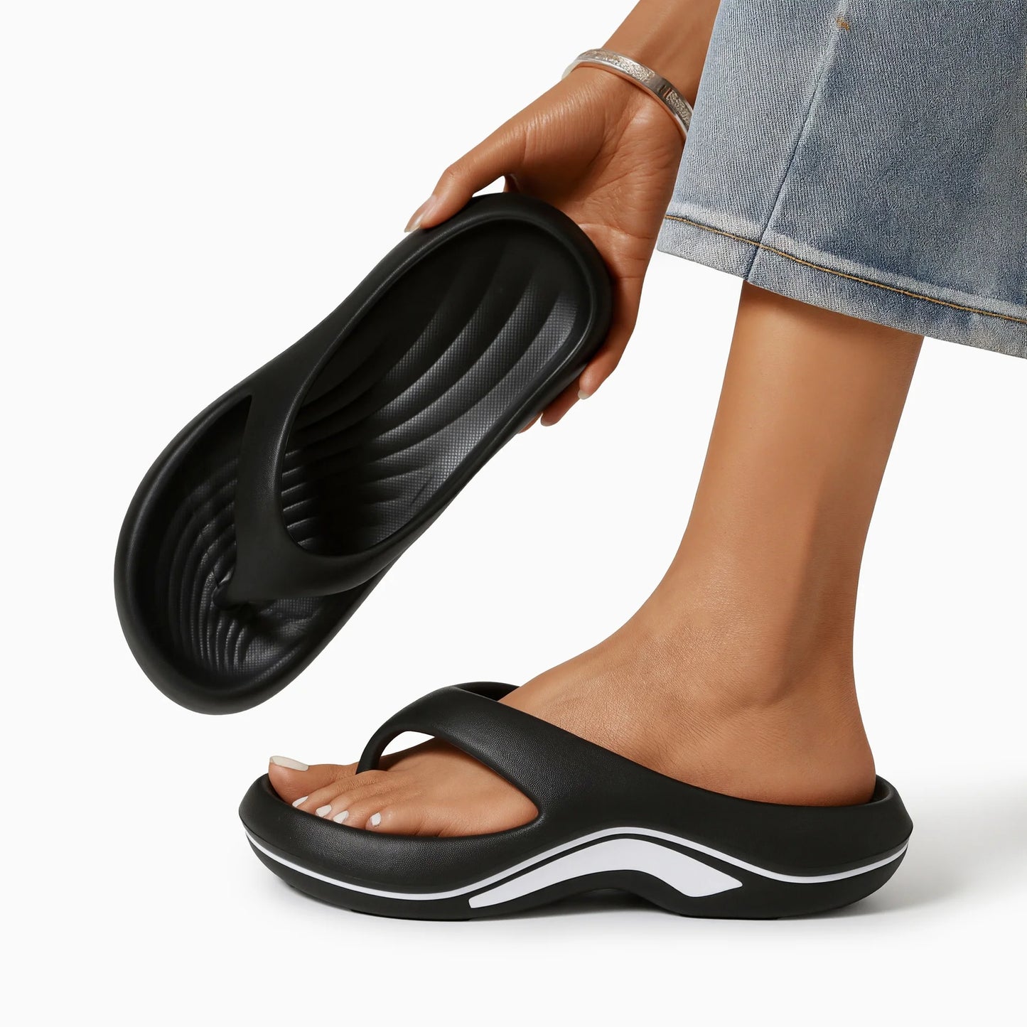 The New Summer Versatile Beach Flip-flops