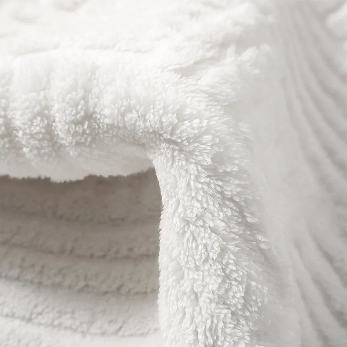 Simple bathroom absorbent floor mat